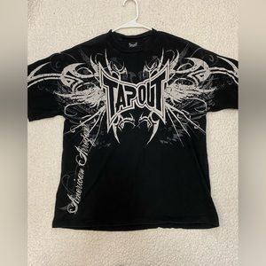 Vintage tap out shirt